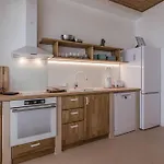 Kalimera Apartment *