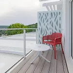 Kalimera Apartment *