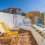 Kalimera Apartment *