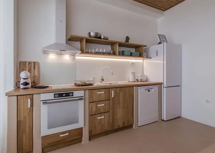 Kalimera Apartment *